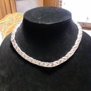 Collar Necklace & earrings, silver tone 16"
